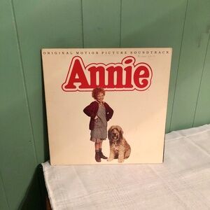 Annie Original Motion Picture Soundtrack Broadway Vinyl LP Columbia Hype Sticker